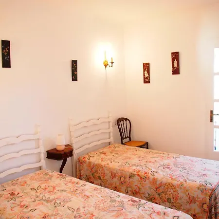 アパート Miramar 15b ロザス